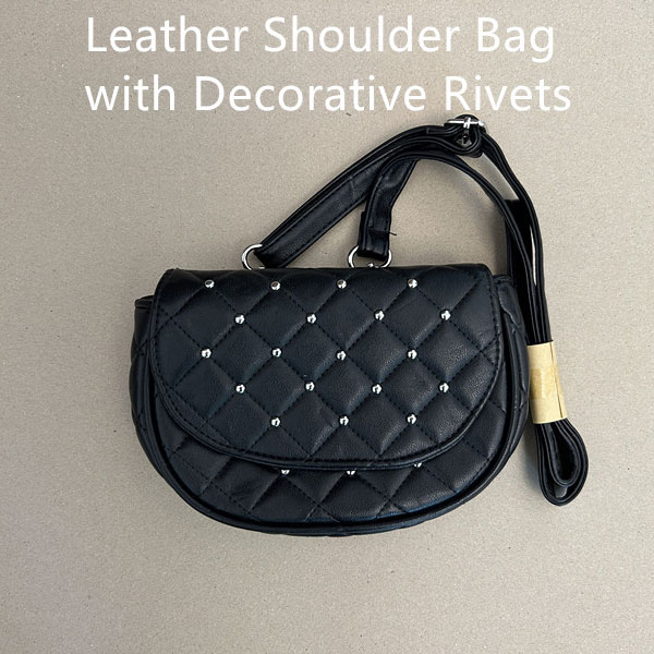 What should I do if the new leather shoulder bag has an unpleasant smell?