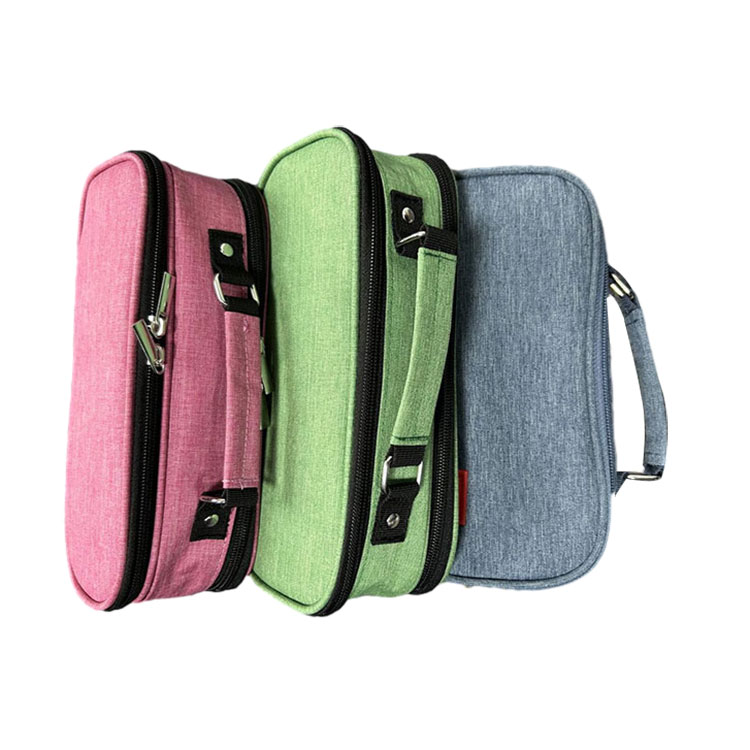 Uses of a large-capacity pencil case